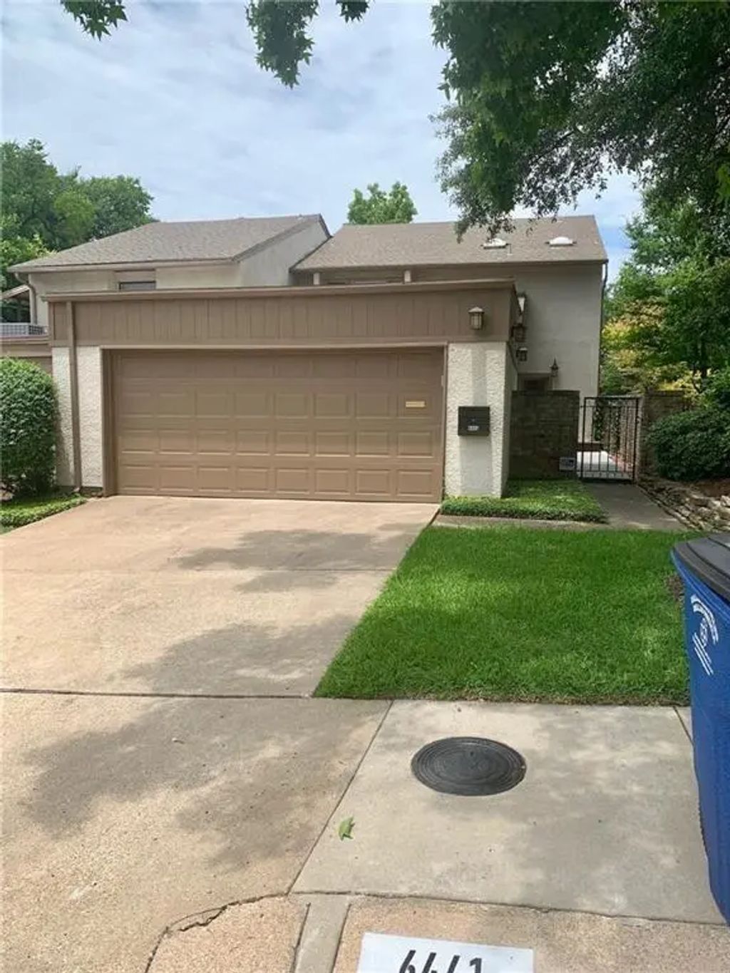 6441 Cedar Hollow Drive, Dallas