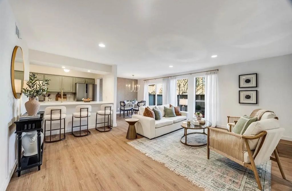 6036 Birchbrook Drive 131, Dallas
