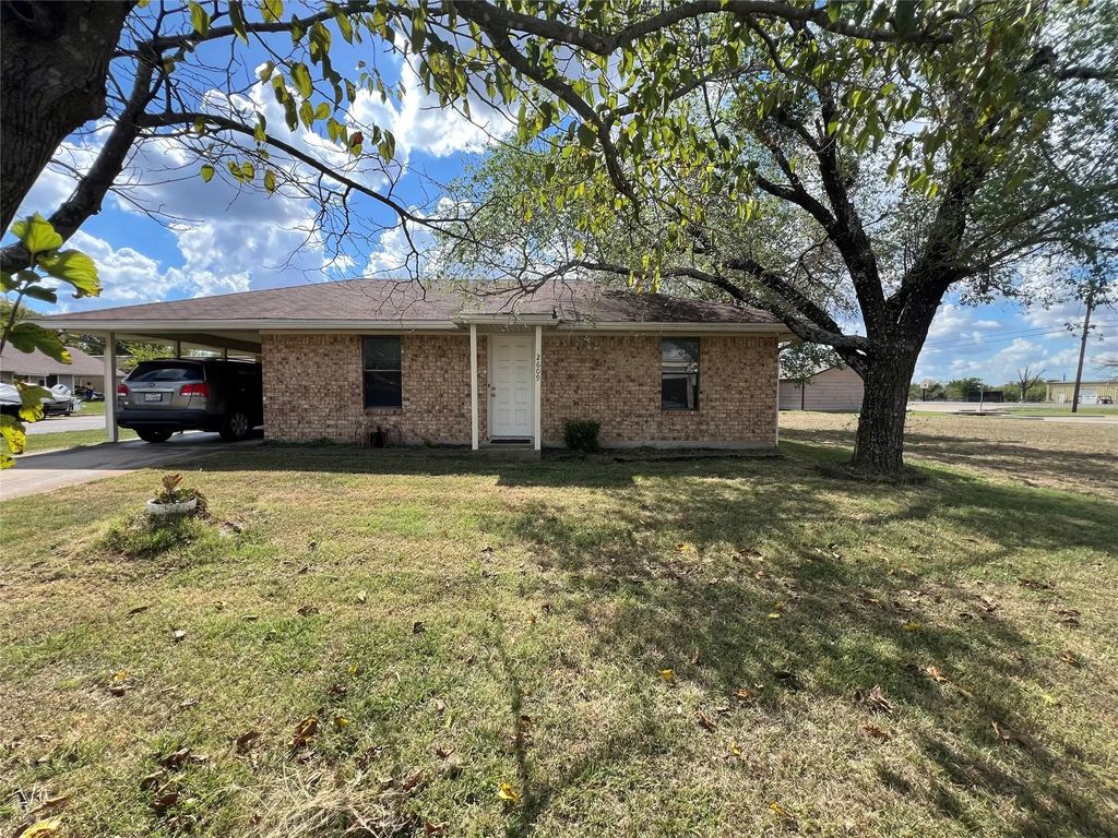 2609 Bliss Street, Greenville