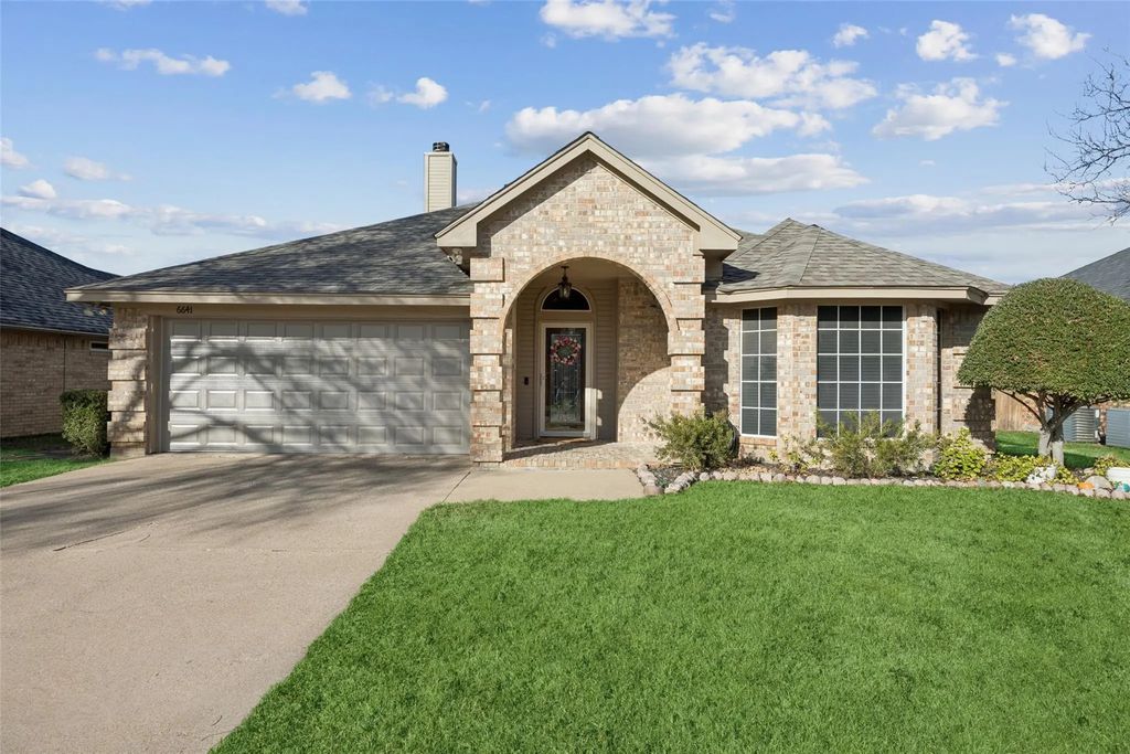 6641 Sunny Hill Drive, Watauga