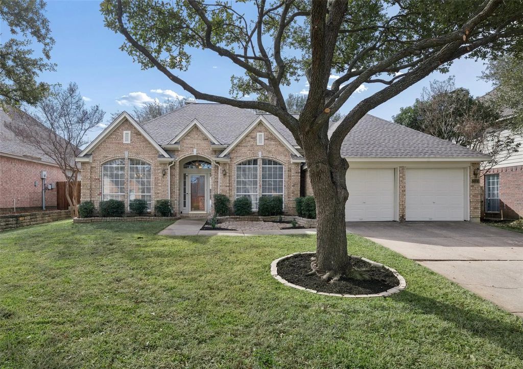2113 Brentcove Drive, Grapevine