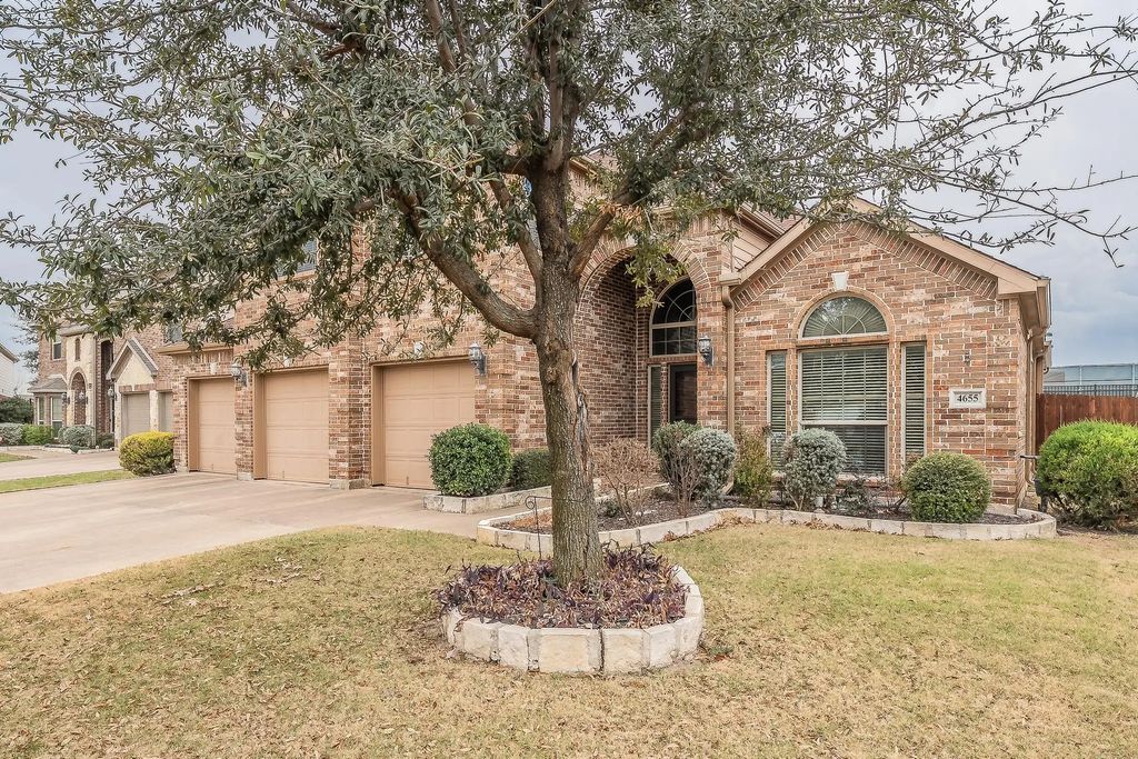 4655 Ardenwood Drive, Fort Worth