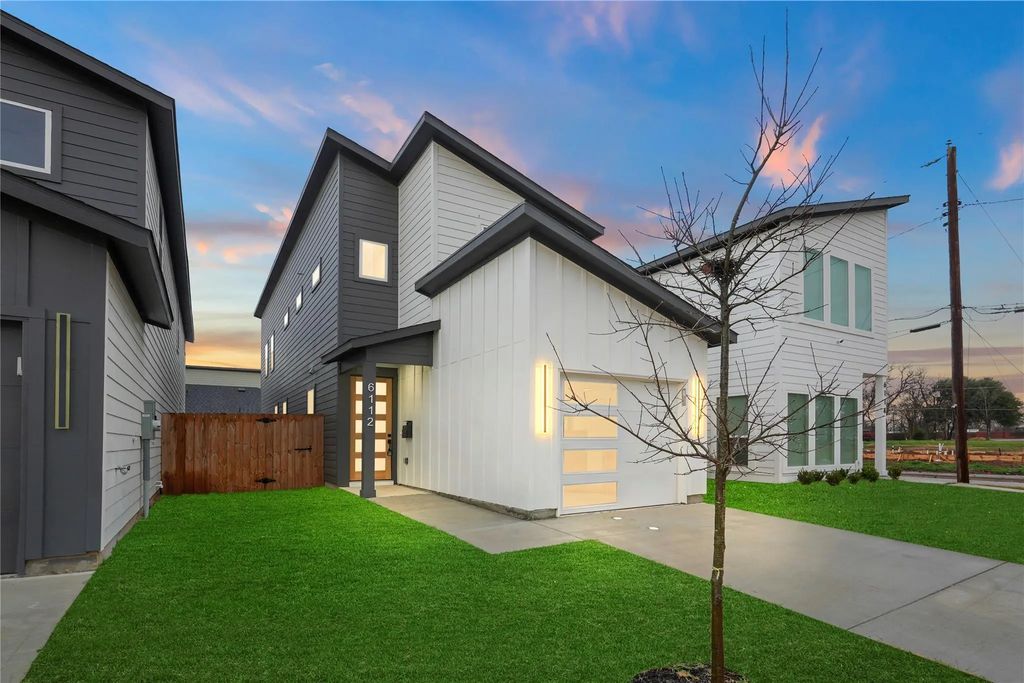 6112 Carlton Garret Street, Dallas