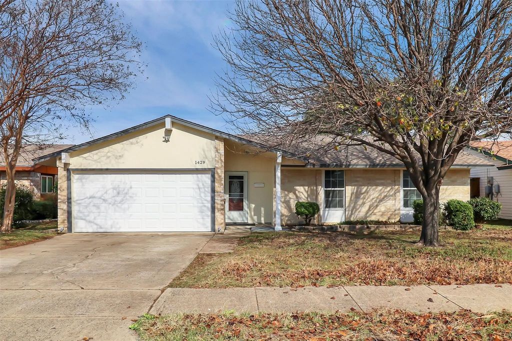 1429 Archery Lane, Garland