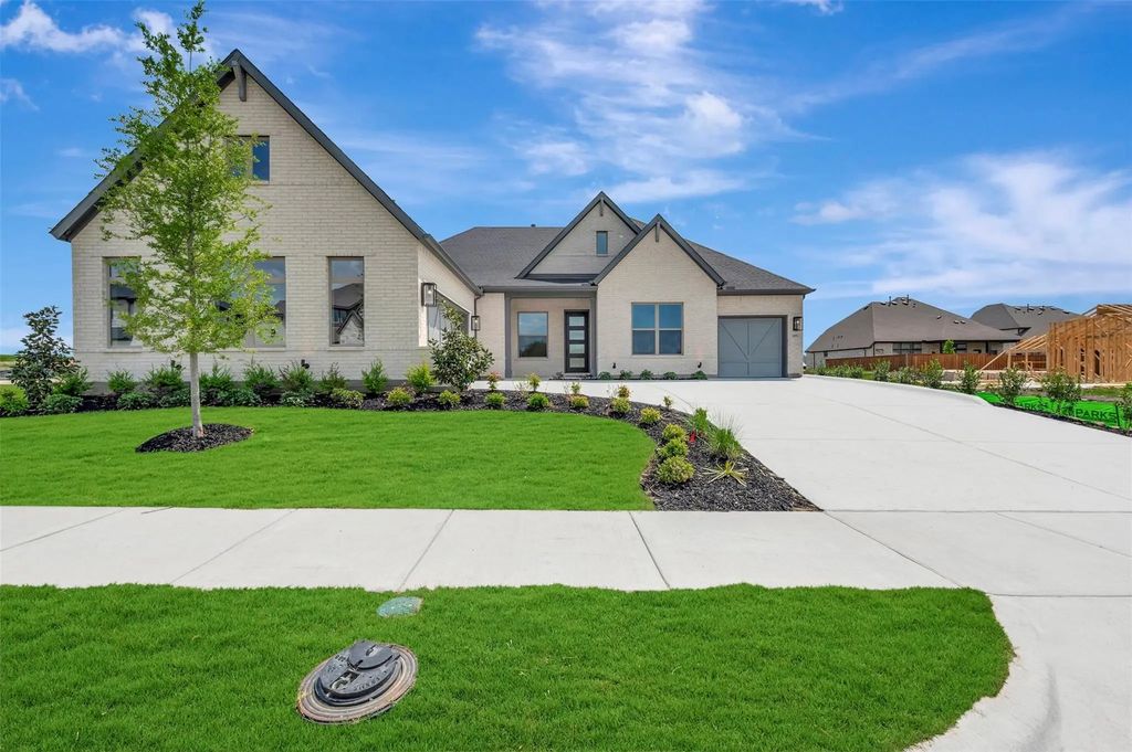 1951 Grand Avenue, Rockwall