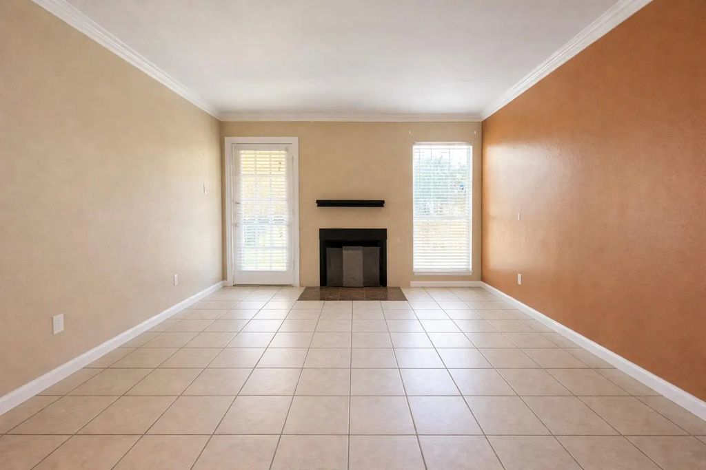 18333 Roehampton Drive 513, Dallas