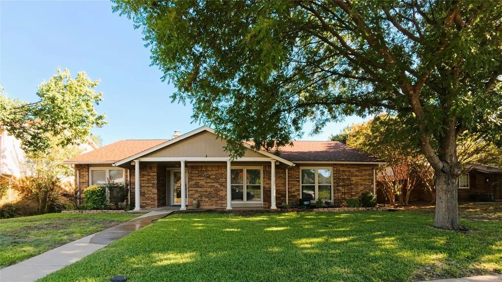 1738 Hartford Drive, Carrollton