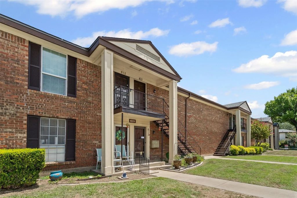 4024 Ridglea Country Club Drive 611, Fort Worth