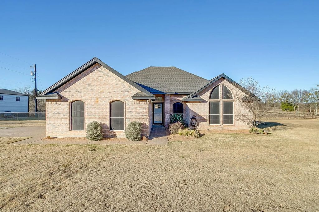 940 County Road 909, Joshua