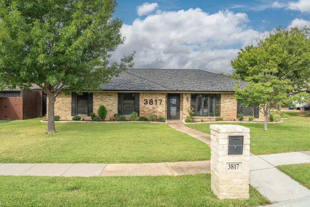 3817 Westminster Drive, Carrollton