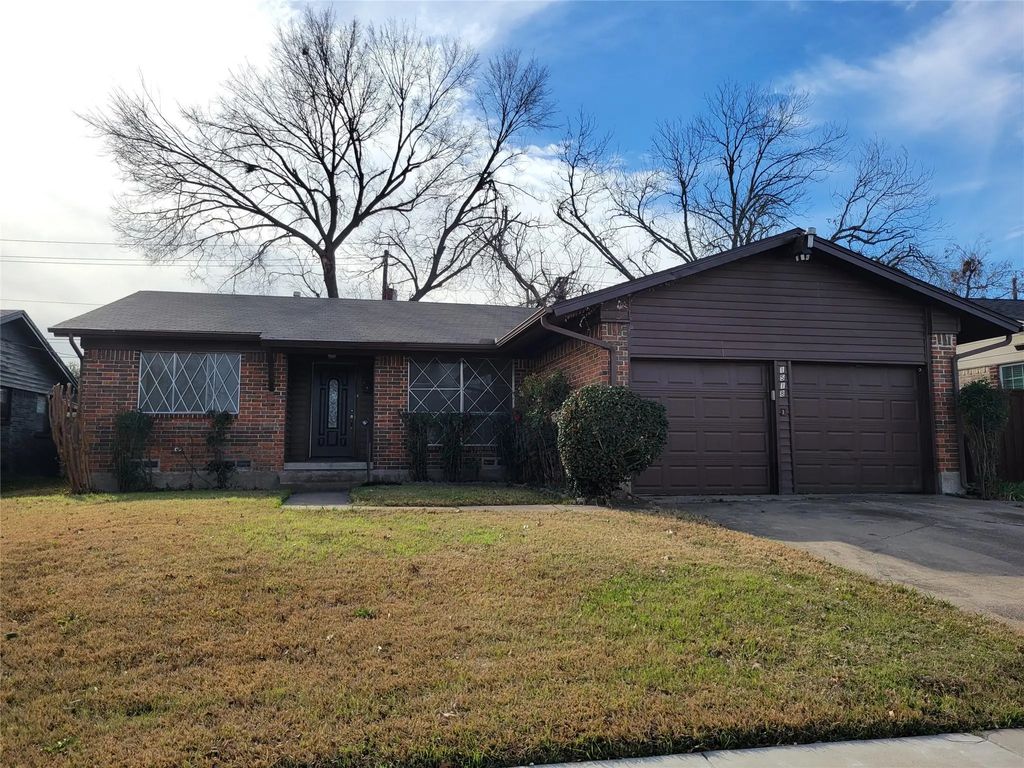 1518 Carroll Drive, Garland