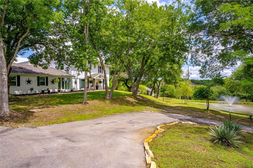 117 Post Oak Court, Willow Park