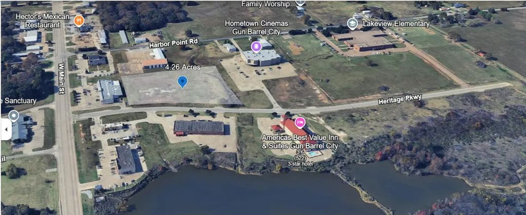 Heritage Parkway, Gun Barrel City