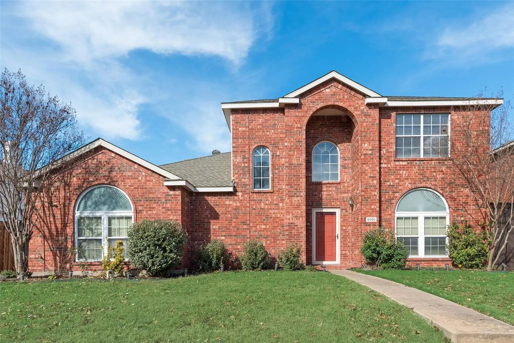 5001 Bayonne Drive, Rowlett