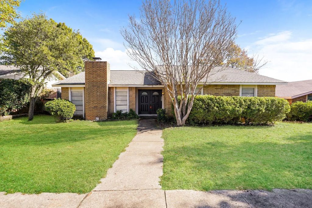 9814 Emory Oak Circle, Dallas