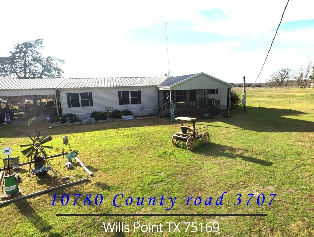 10780 County Road 3707, Wills Point