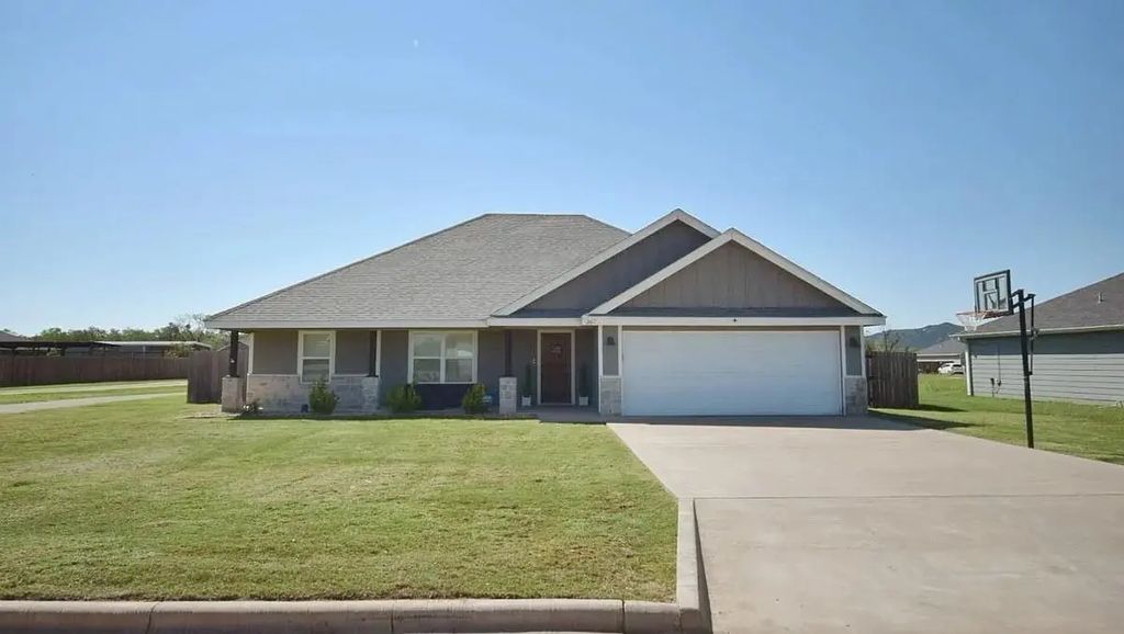 367 Hog Eye Road, Abilene