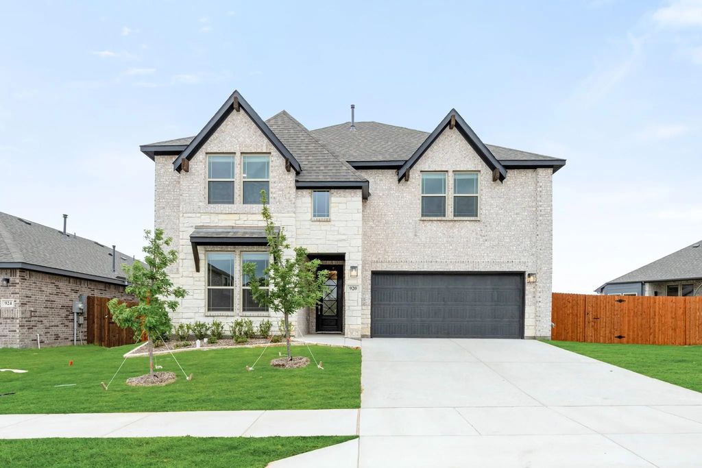 920 Ridgehurst Drive, Godley