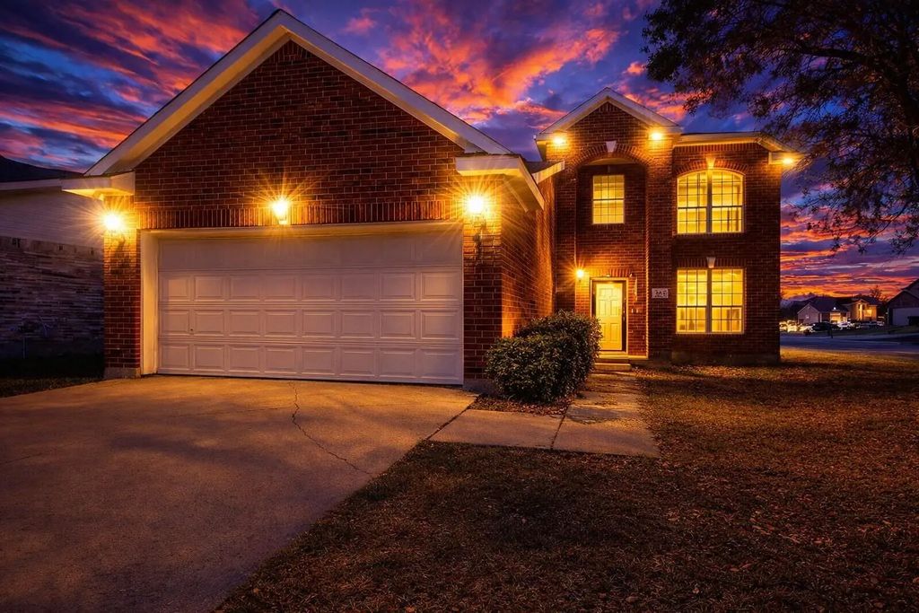 801 Gillon Drive, Arlington