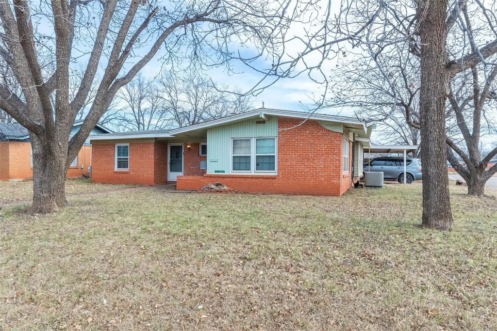1501 Mimosa Drive, Abilene