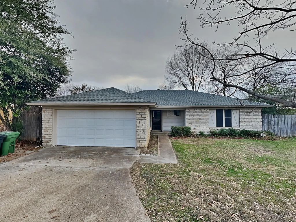 445 Hillside Drive, Aledo