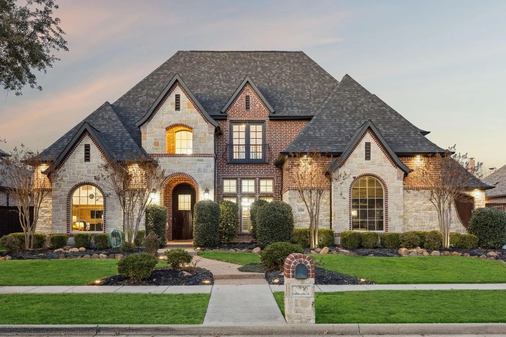 4290 Castle Bank Lane, Frisco