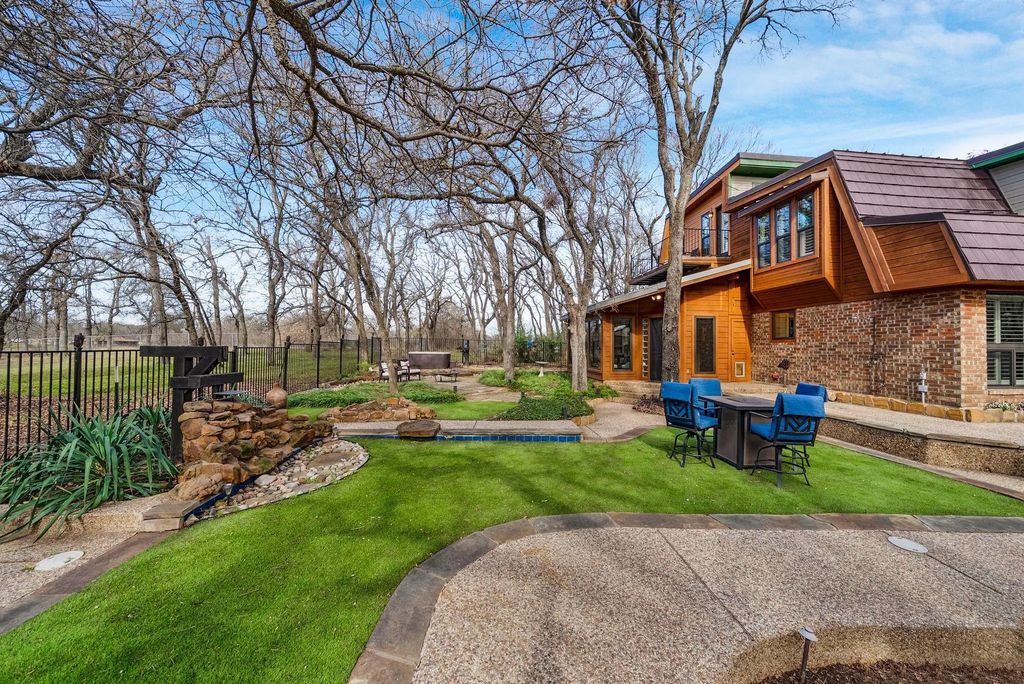 2271 Shoreline Drive, Flower Mound