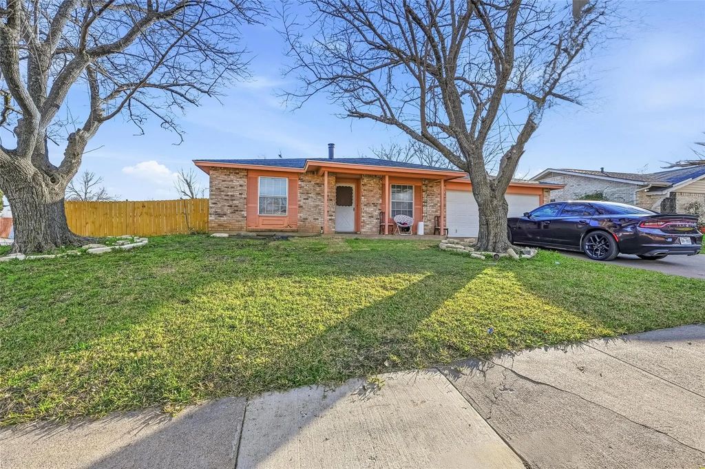 1308 Harvest Hill Lane, Arlington