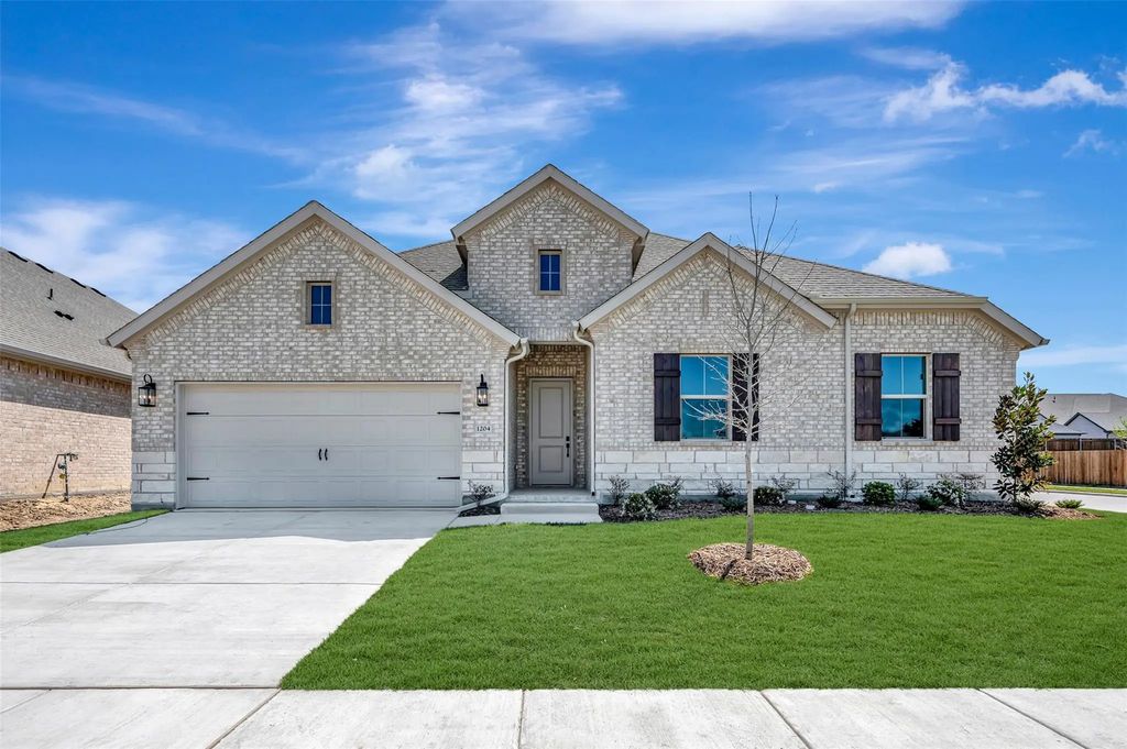 1204 Butterfly Dale Drive, Lavon