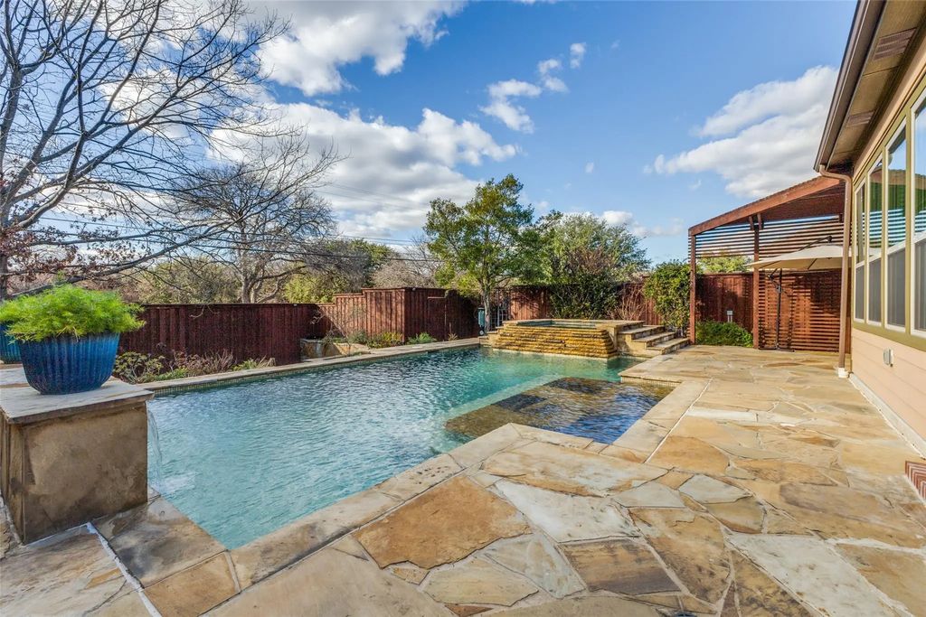 2916 Vacherie Lane, Dallas