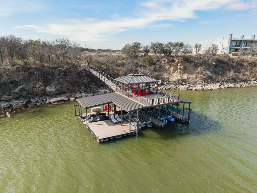 7575 Cory Drive, Brownwood