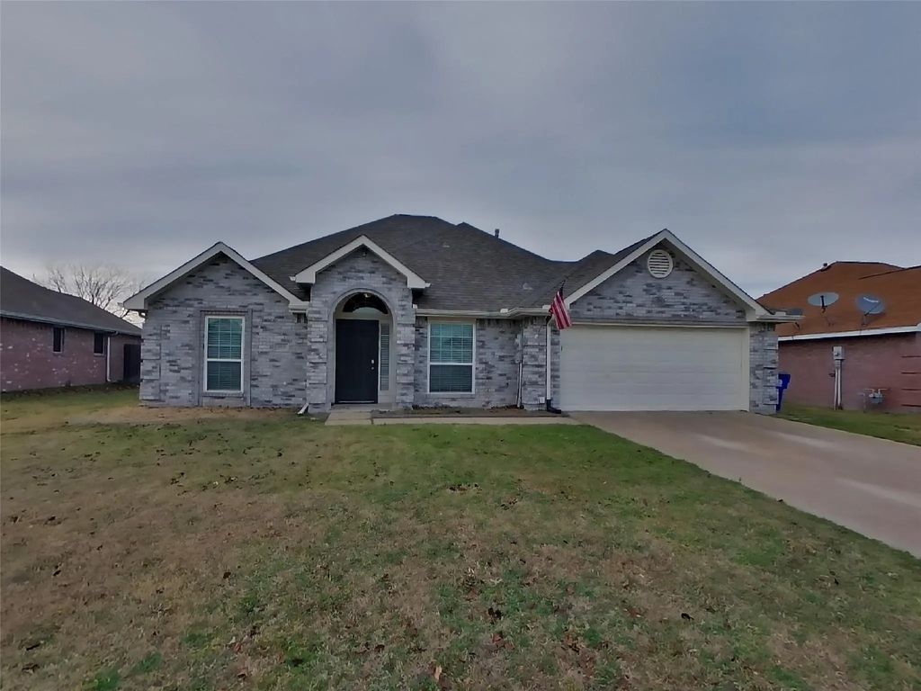 919 Bermuda Street, Forney