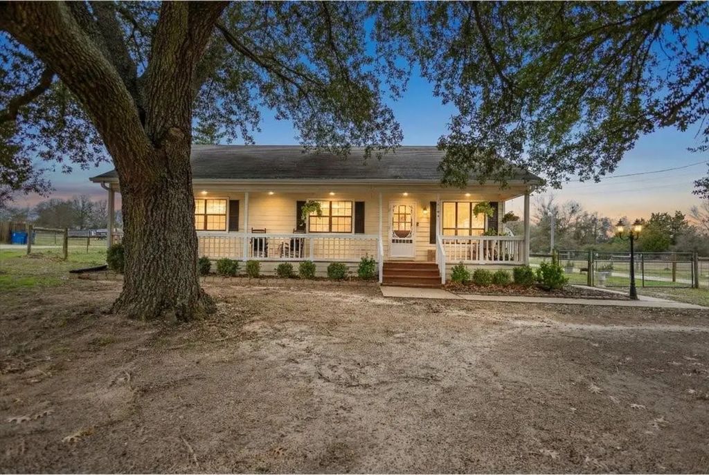 16179 Fm 849, Lindale