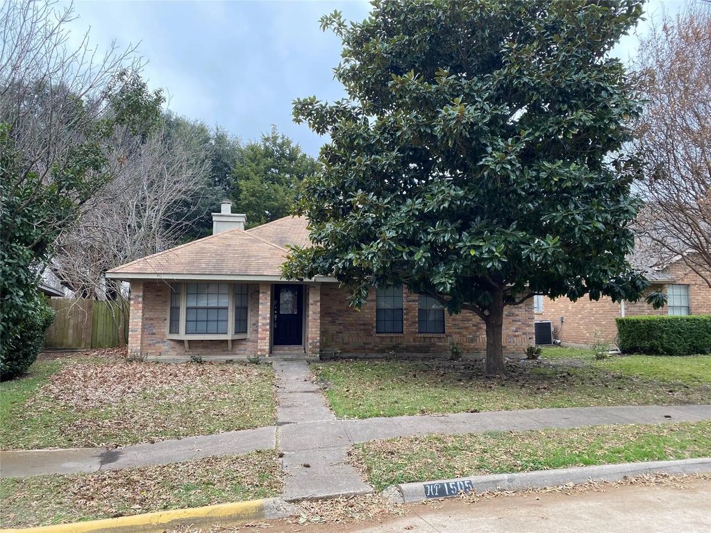 1505 Curtis Lane, Cedar Hill