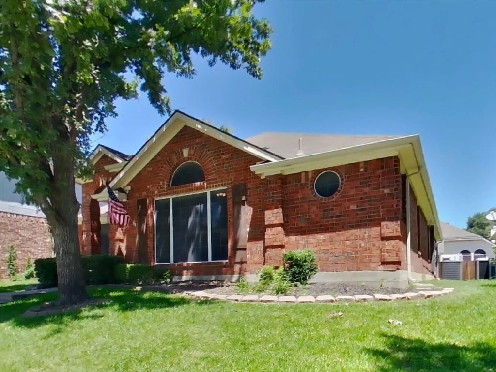 834 San Jacinto Drive, Grand Prairie
