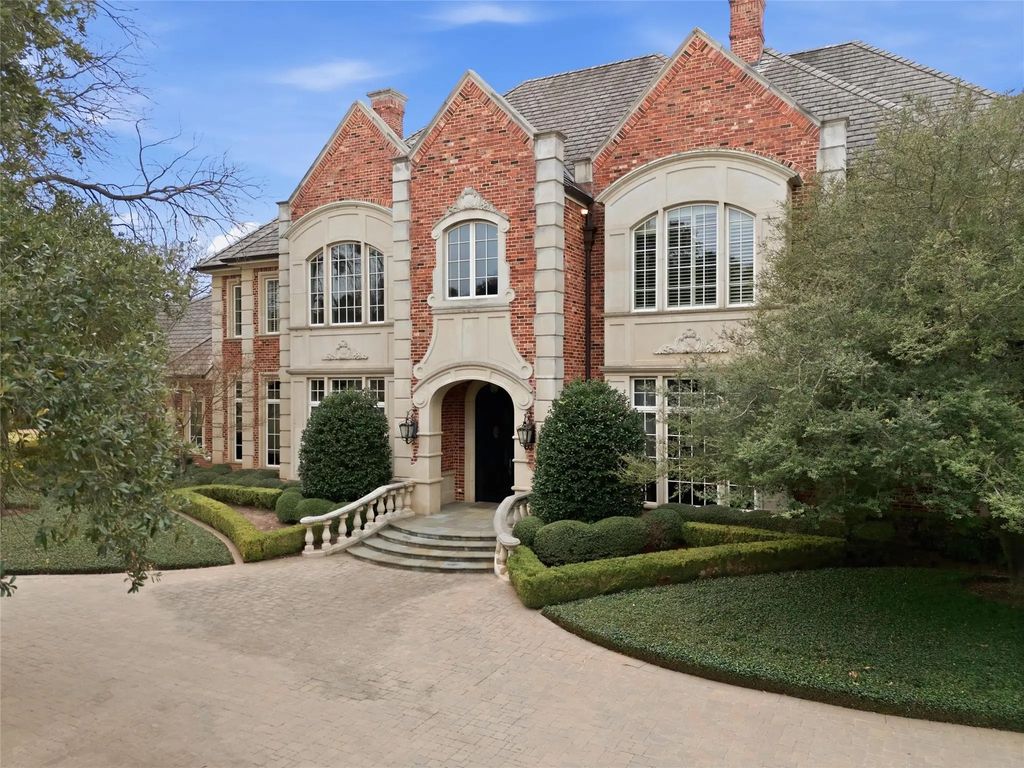 5305 Hillcrest Drive, Waco