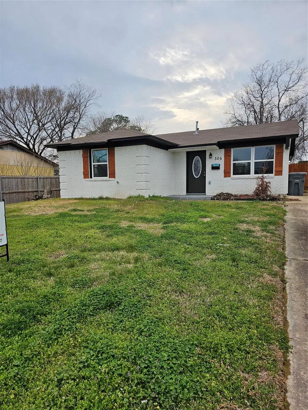 305 Deepwood Street, Dallas