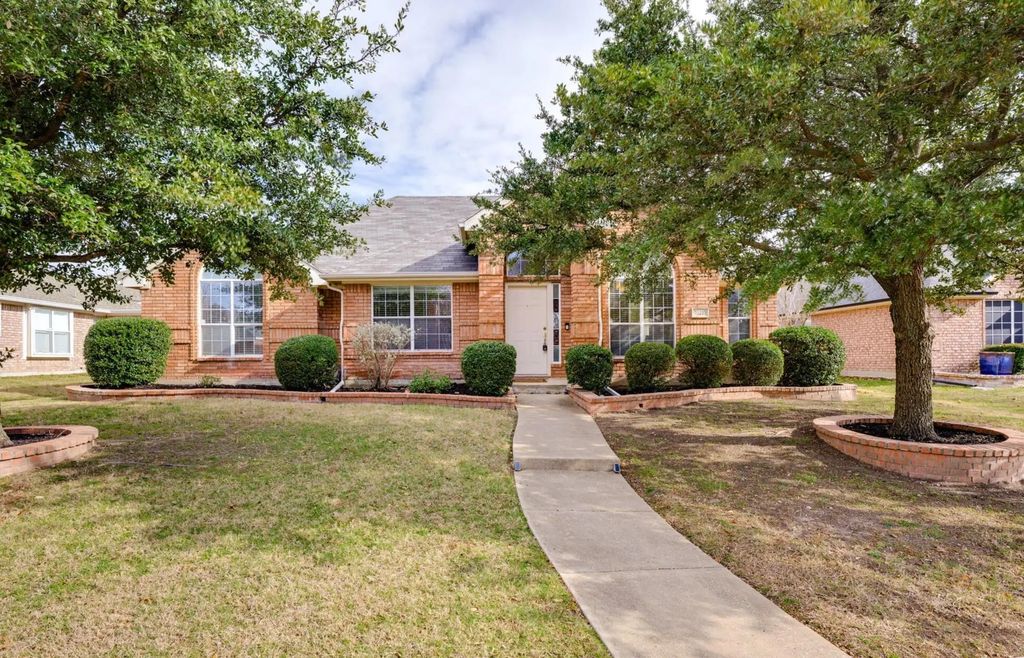 10210 Bent Tree Drive, Rowlett