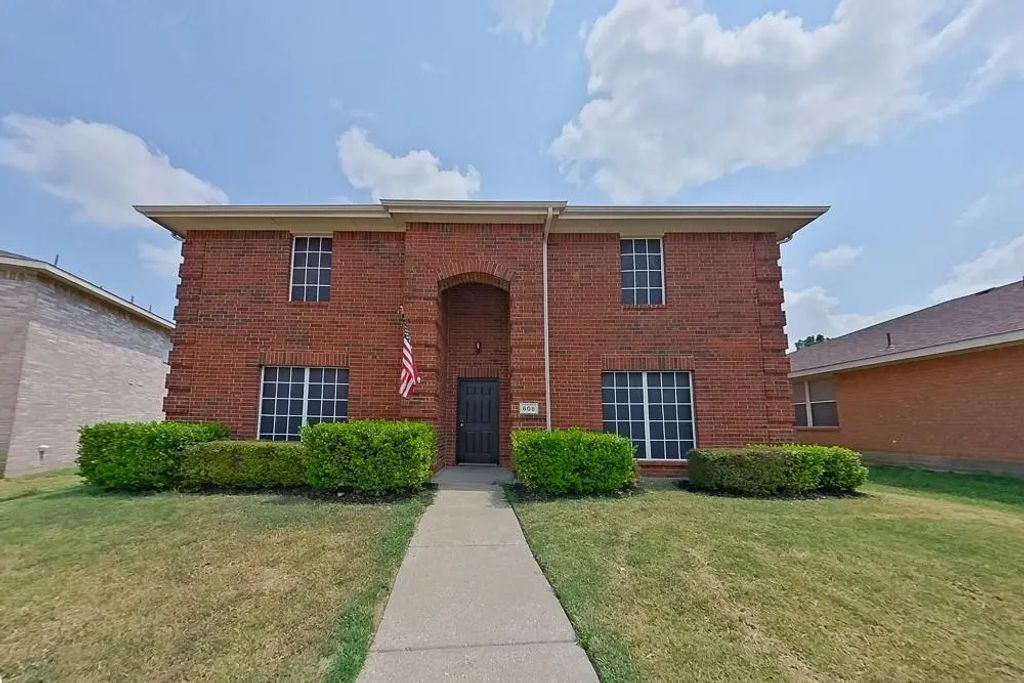608 Canyon Place, DeSoto