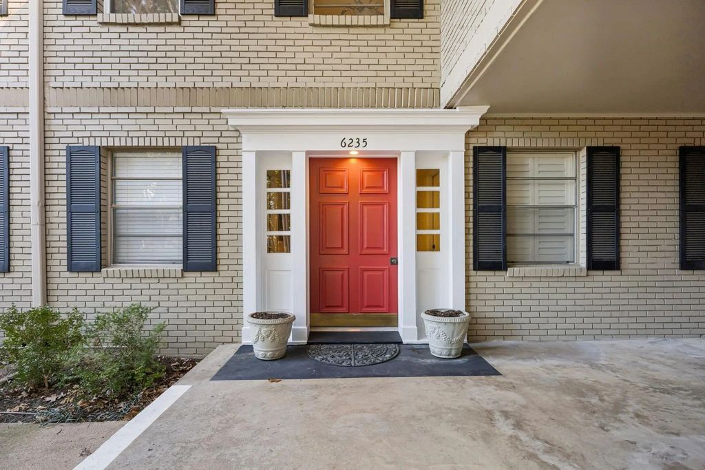 6235 Bandera Avenue D, Dallas