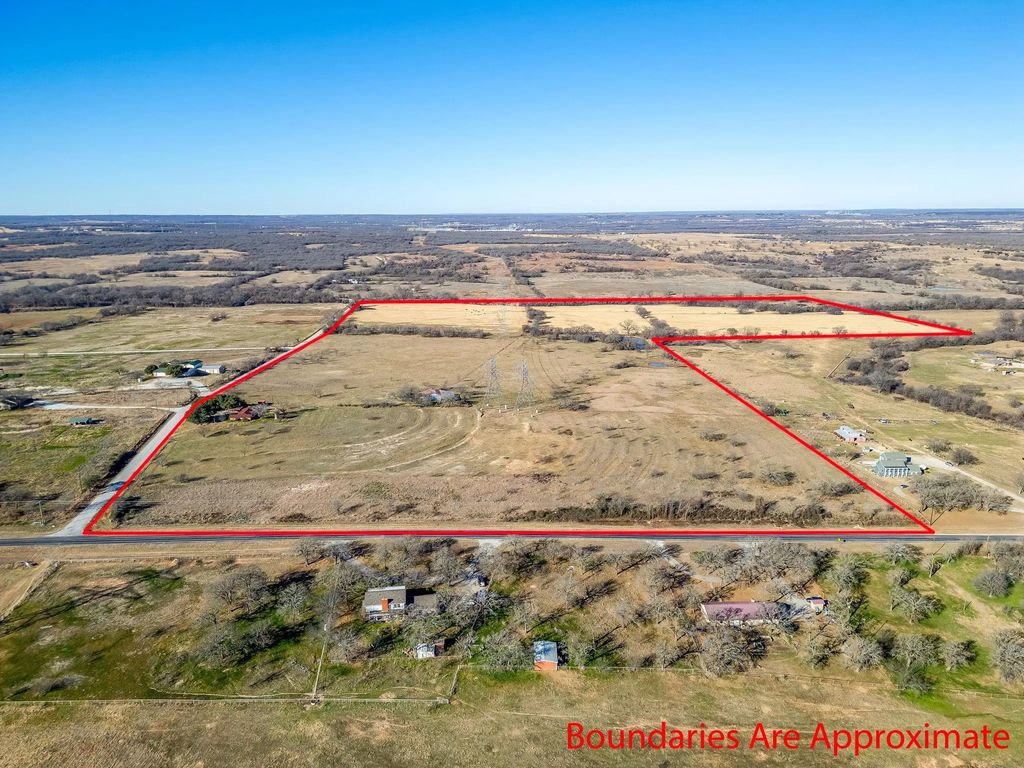 168 County Road 3850, Poolville
