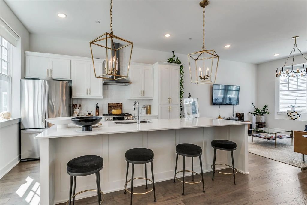 645 N Tyler Street 106, Dallas