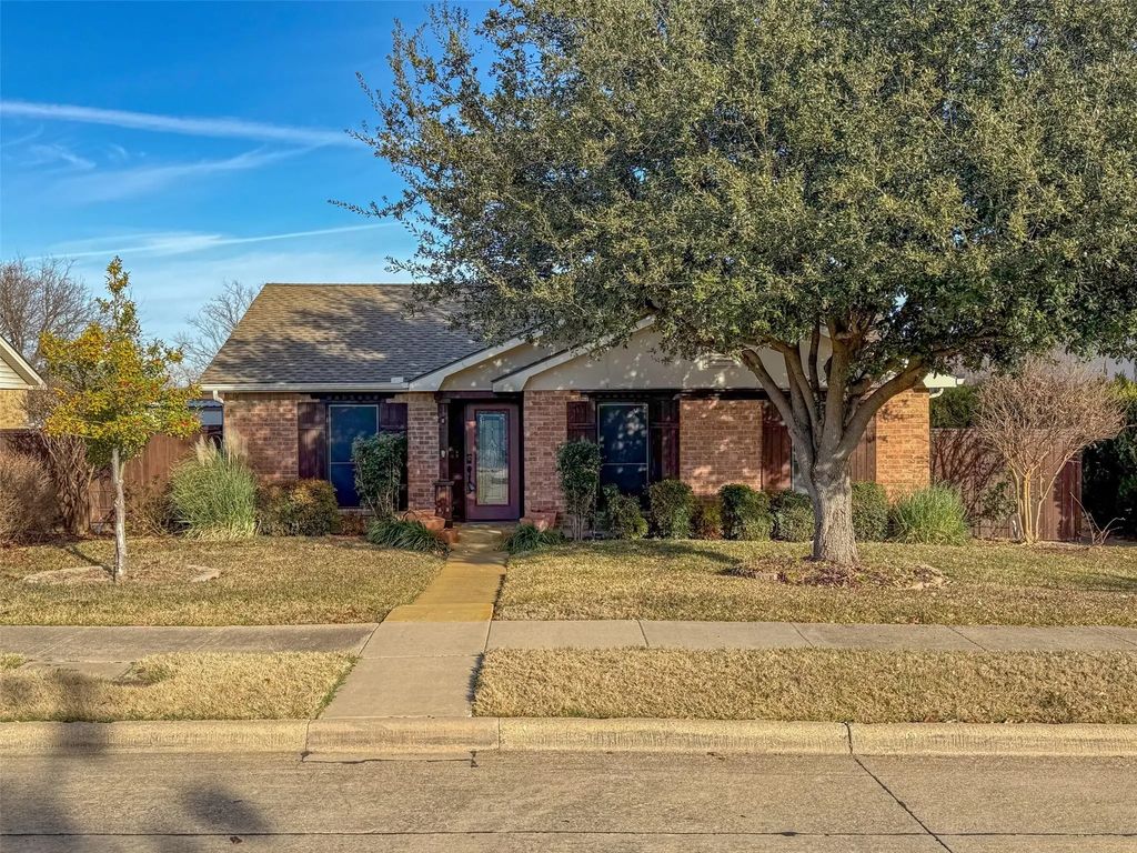 2721 E Wentwood Drive, Carrollton