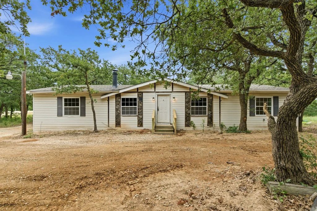 2109 Timber Top Trail, Joshua