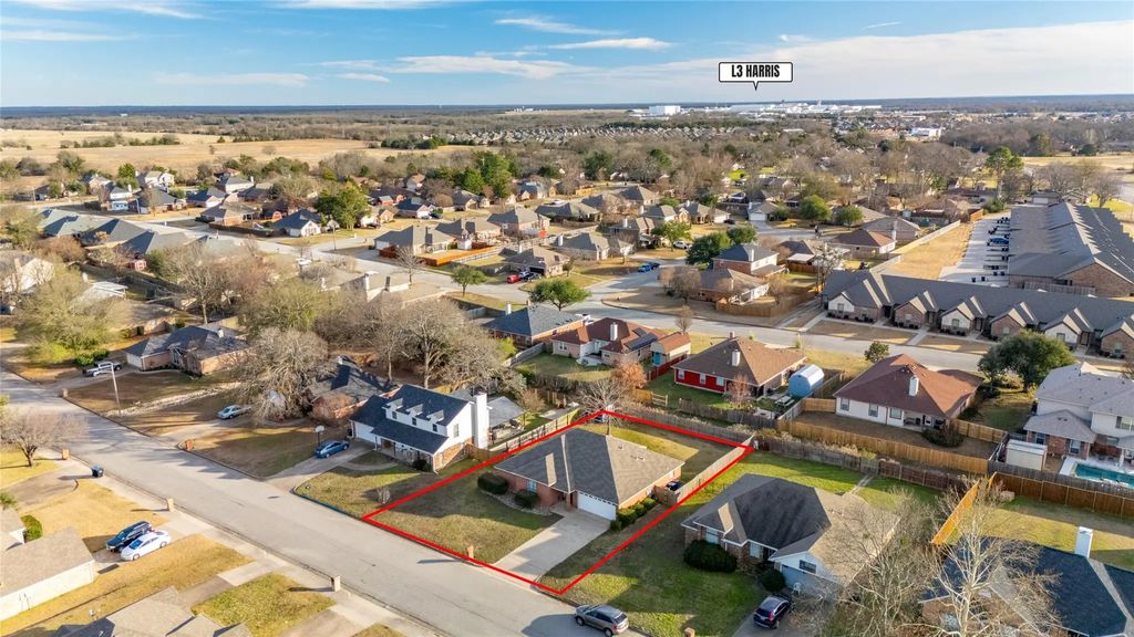 505 Highland Oaks Drive, Greenville