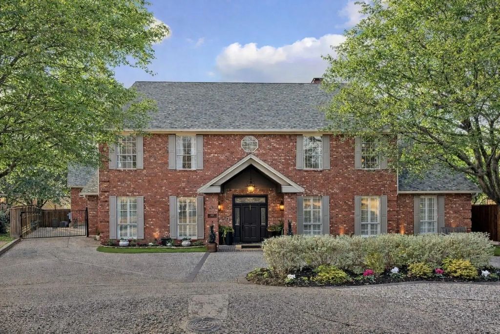 9809 Church Circle, Dallas