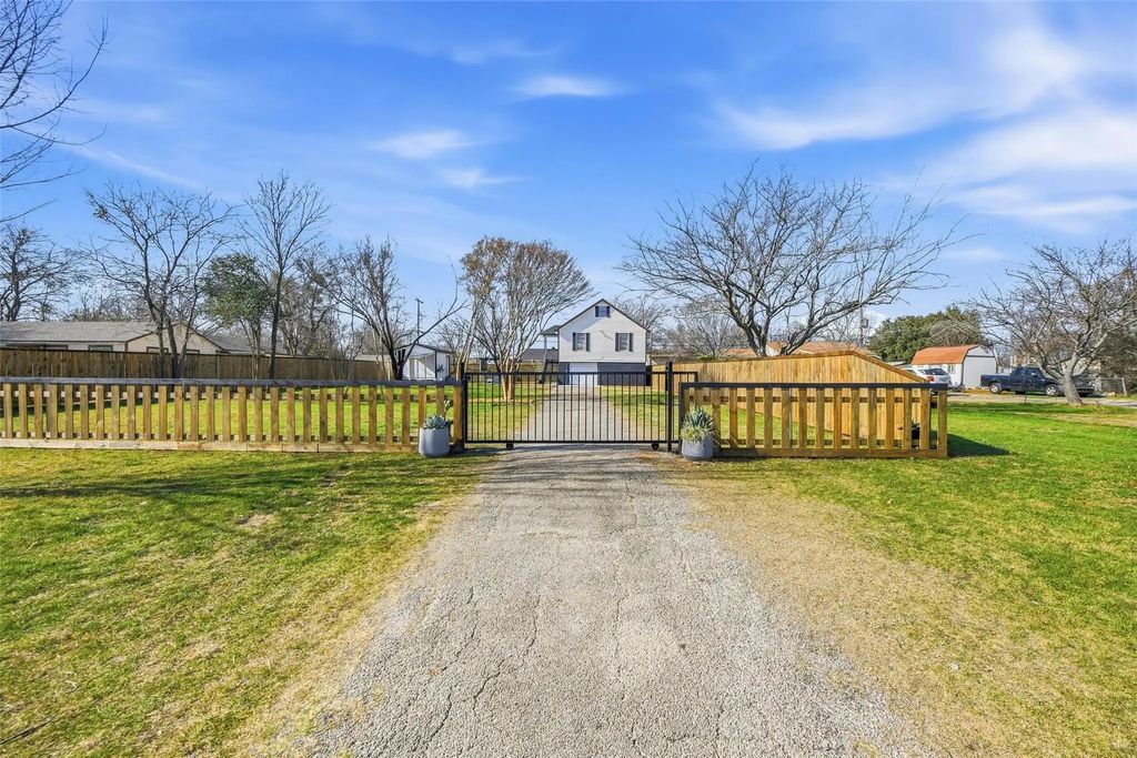 2421 Arrow Lane, Sansom Park