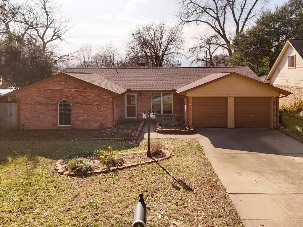 1702 Westover Drive, Arlington
