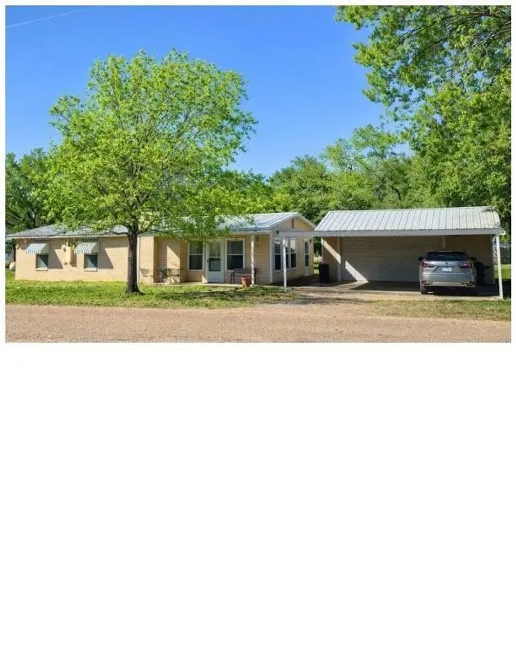 533 County Road 1627, Clifton