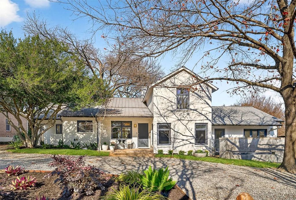 7045 Clayton Avenue, Dallas